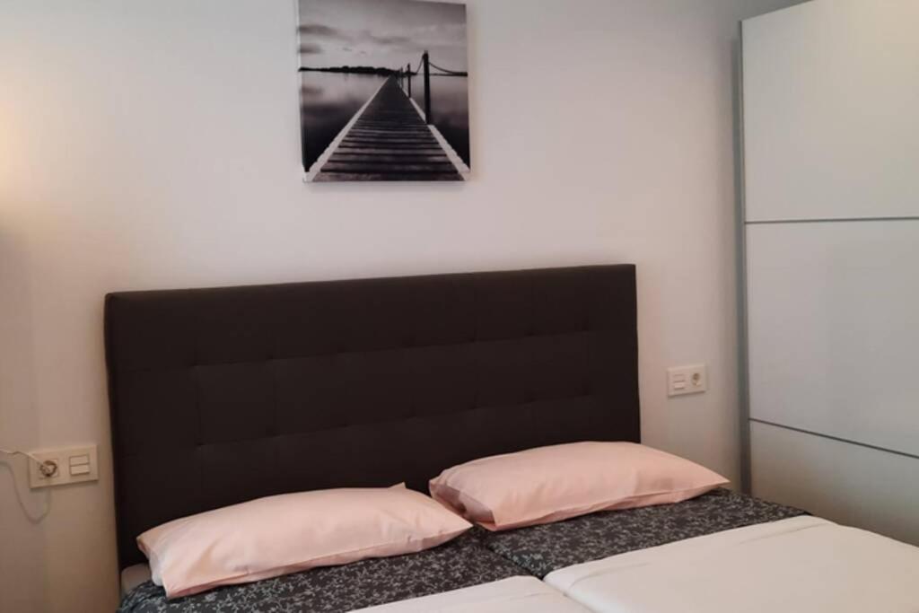 Apartamentos Milan 2 Oviedo Exterior photo
